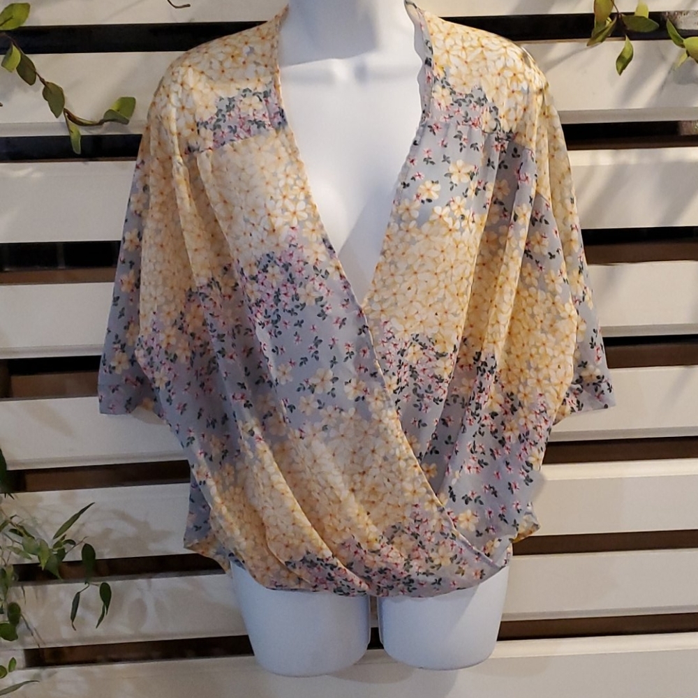 NEWBURY KUSTOM blouse. #1669 - Picture 1 of 6